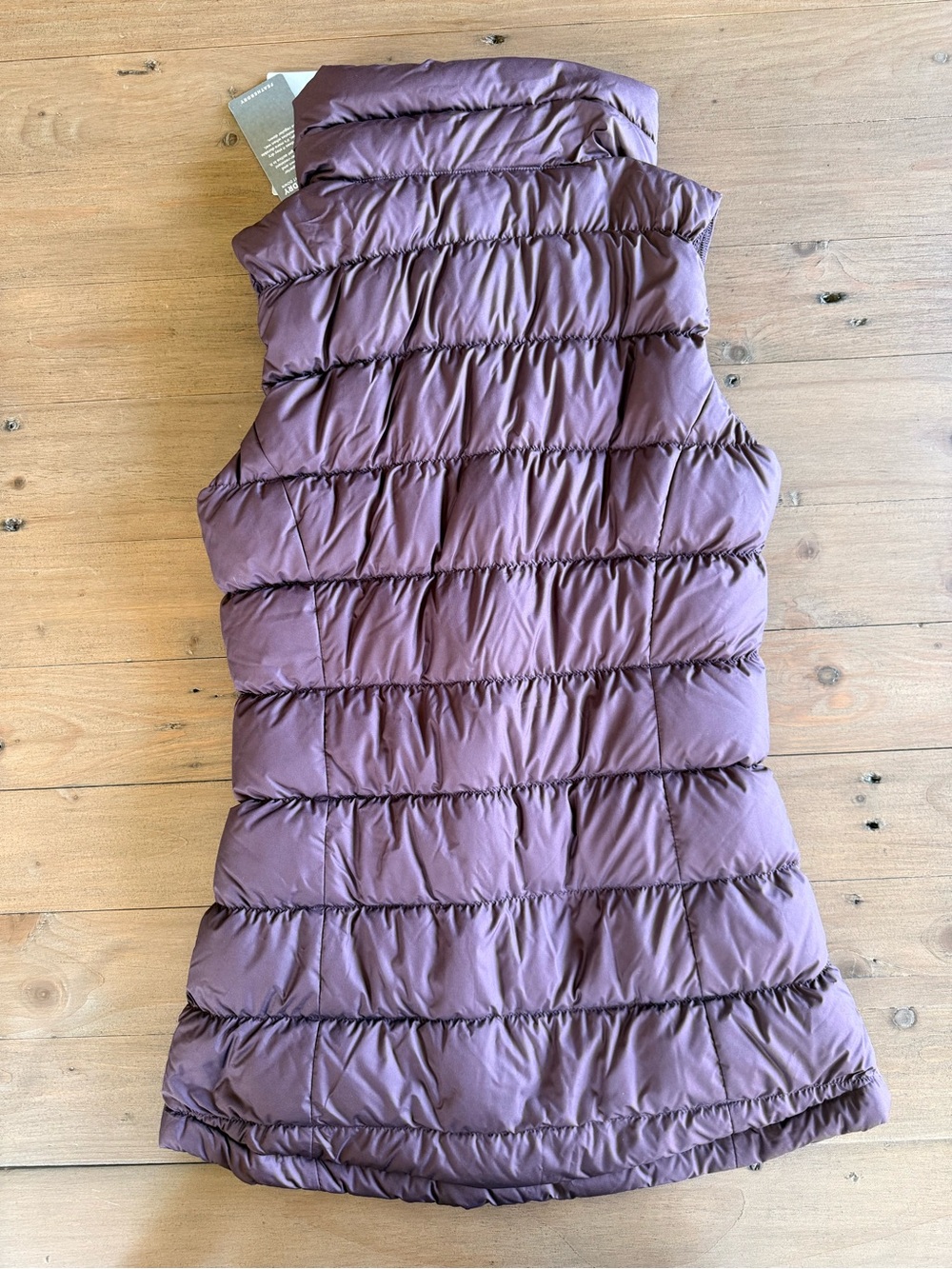Athleta Featherdry Downabout Vest - deep purple - Picture 2 of 5